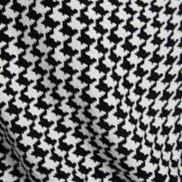 Houndstooth Blouse with Gathered Details by Zara - Picture 2 of 4